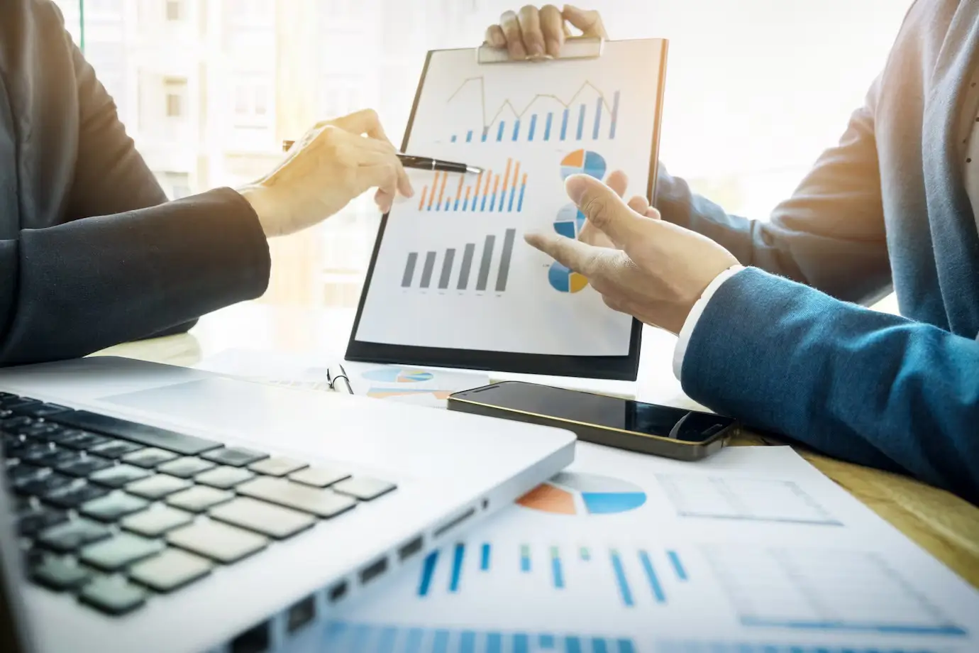 Gerenciando as finanças da sua empresa: dicas e ferramentas úteis