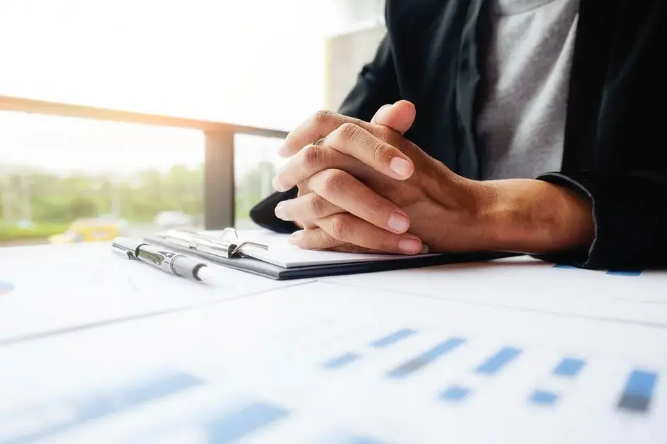 Medindo o Sucesso do Outsourcing Financeiro nas Empresas de Publicidade